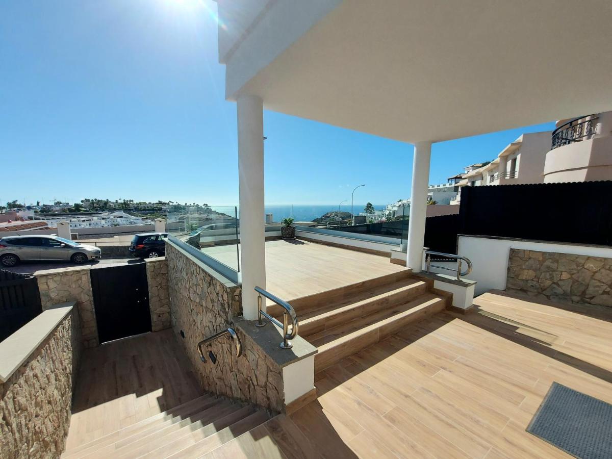 Villa Playa Amadores - Luxury Villa With Heated Pool Пуерто Рико Екстериор снимка